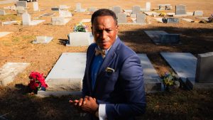 After Kelvin Moore died in an Alabama prison, his body was returned without organs. His family wants answers