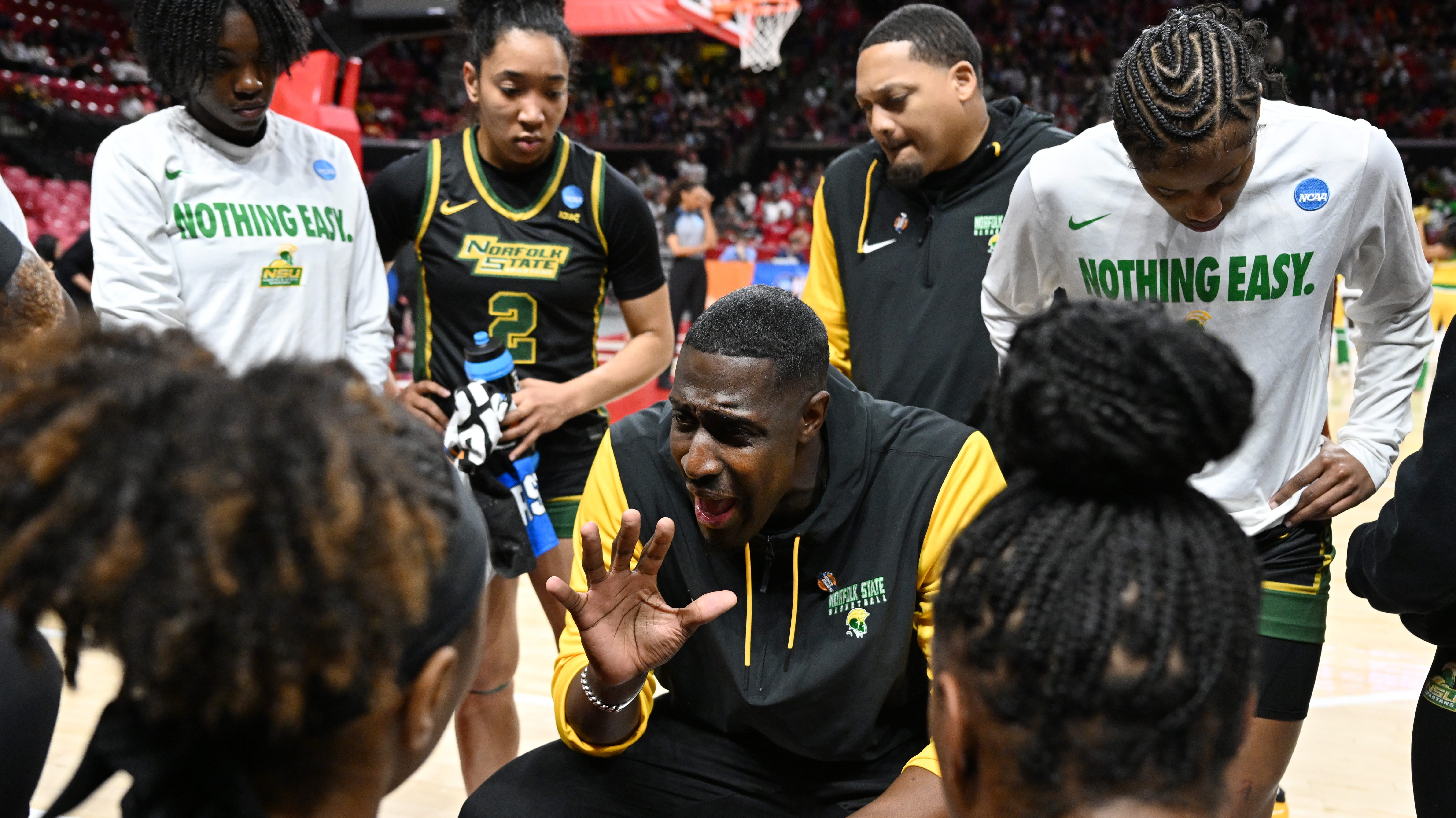 Norfolk State head coach Larry Vickers is leaving to lead Auburn Norfolk State head coach Larry Vickers is leaving to lead Auburn