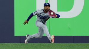 ‘It’s been like a dream’: Dodgers OF Justin Dean took role player route to World Series
