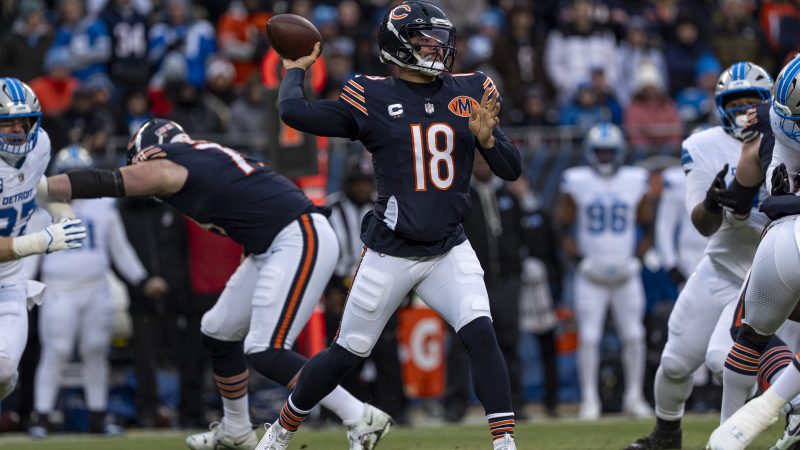 Caleb Williams throws the ball