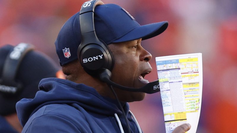 Vance Joseph on the sidelines
