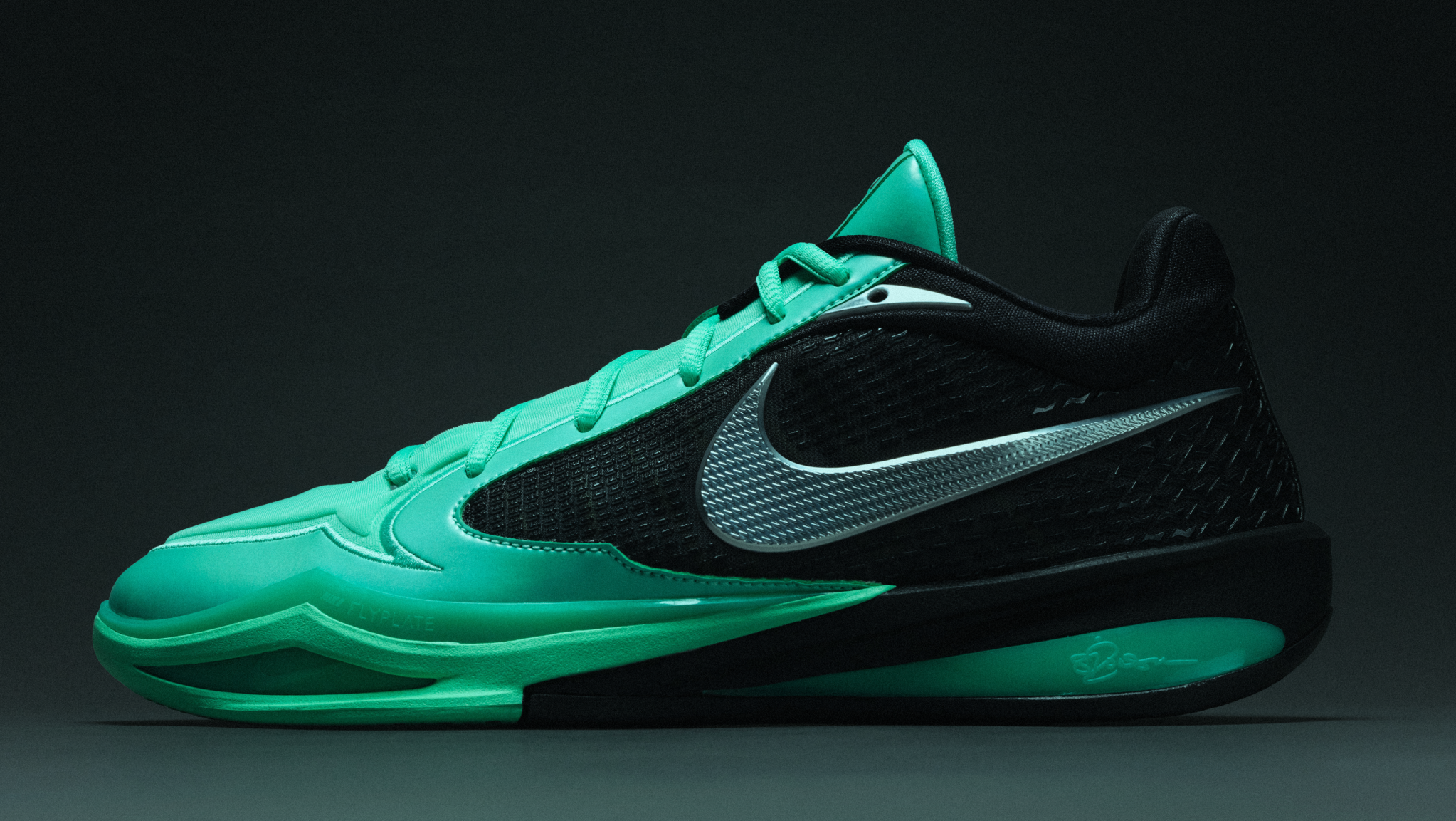 Nike Sabrina 4 sneakers