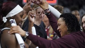 Adversity and winning have bonded South Carolina’s Dawn Staley and Raven Johnson