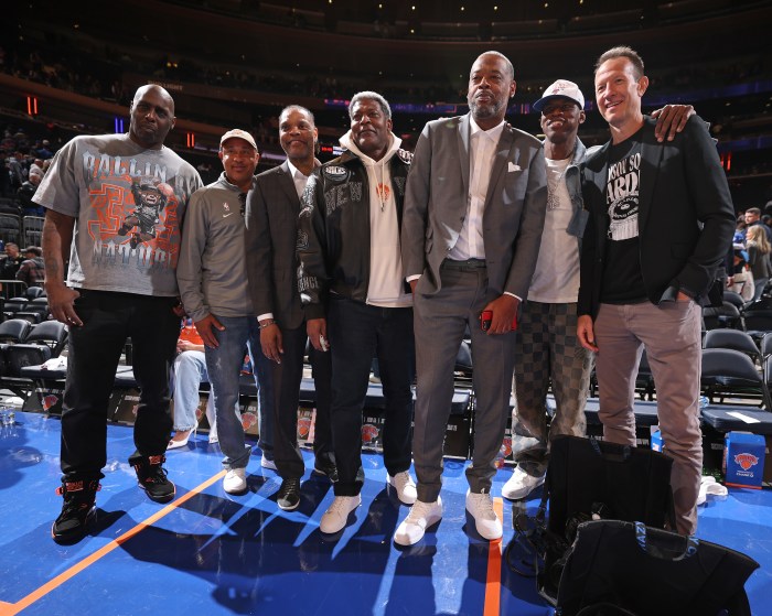 Knicks alumni