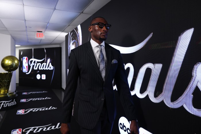 Bismack Biyombo arrives to the arena wearing a suit.