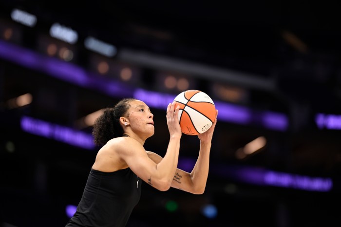 Ndjakalenga Mwenentanda warms up before the Golden State Valkyries' game against the Las Vegas Aces on May 31, 2026, at Chase Center in San Francisco.