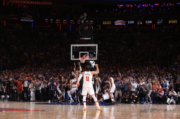 New York Knicks forward OG Anunoby's game-winning tip-in with 1.2 seconds remaining in Game 4 of the 2026 NBA Finals vs. the San Antonio Spurs
