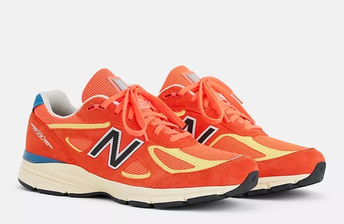 New Balance 990v4 sneakers
