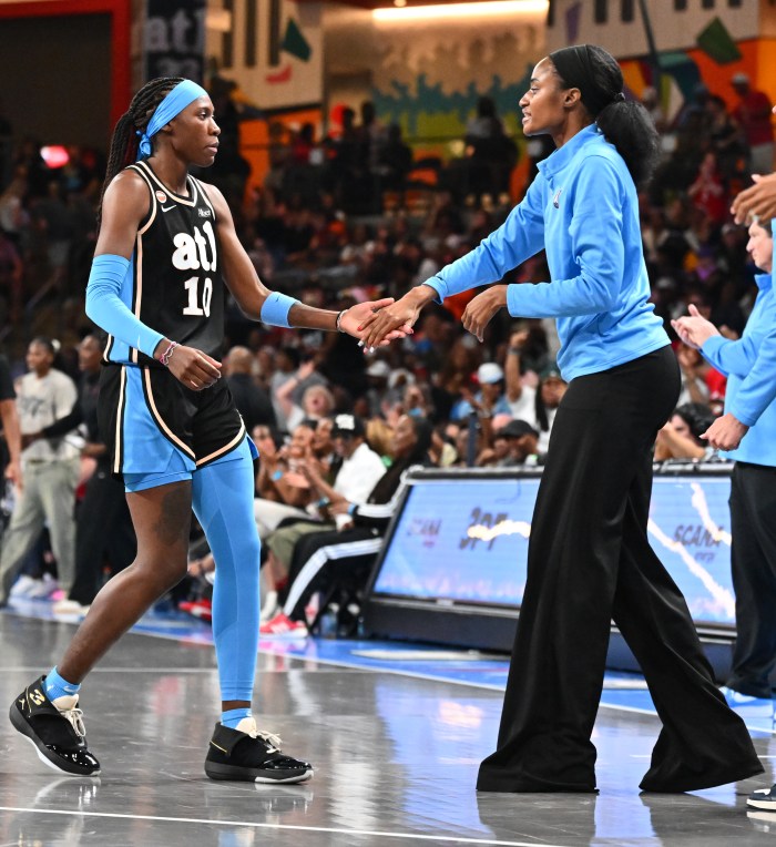 Rhyne Howard and LaToya Sanders