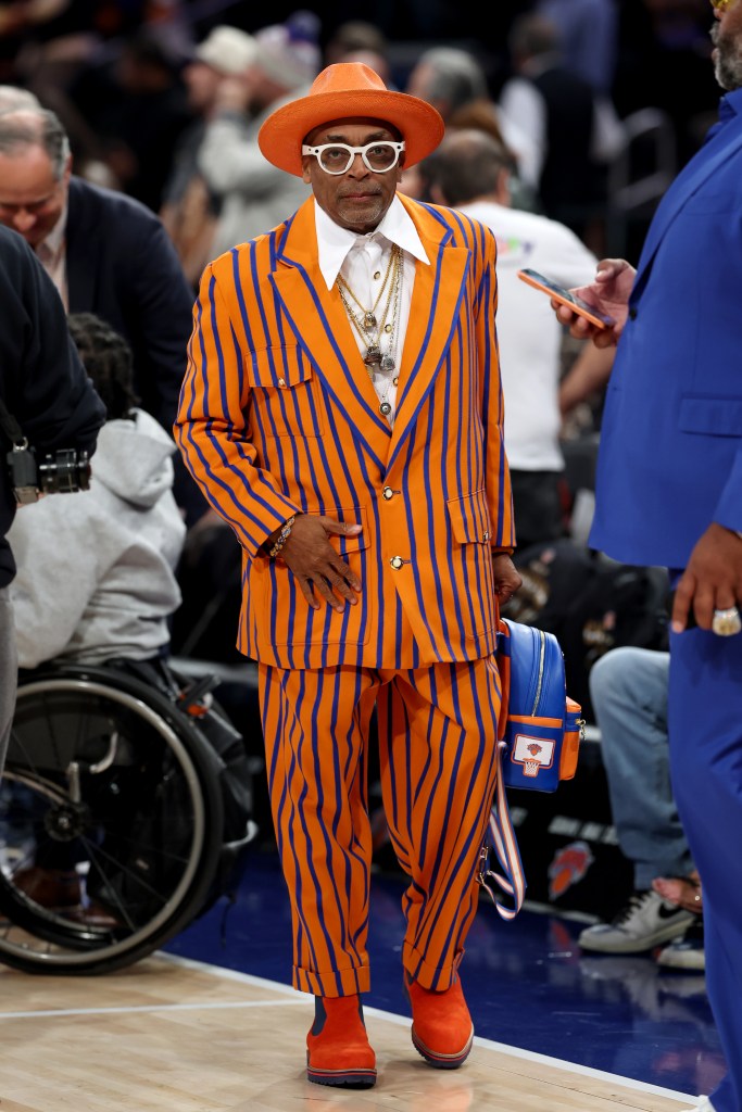 Spike Lee walks on to the court at Madison Square Garden.